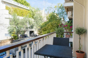 Apartment near Acropolis Museum